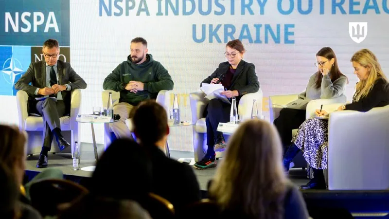Службове фото Міноборони України з місця події.